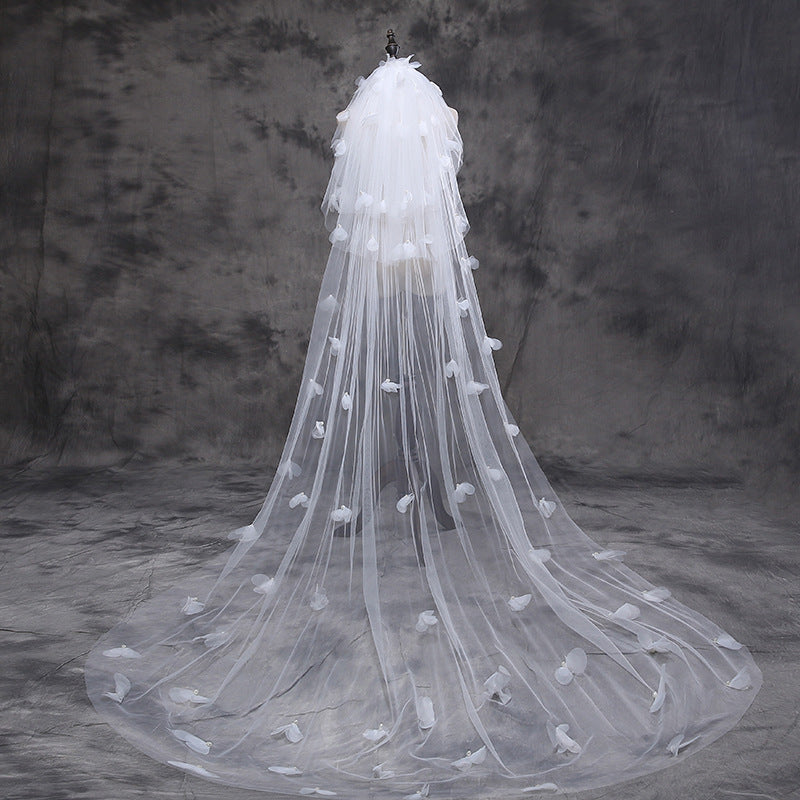 Krispfy.com Bridal gown wedding veil