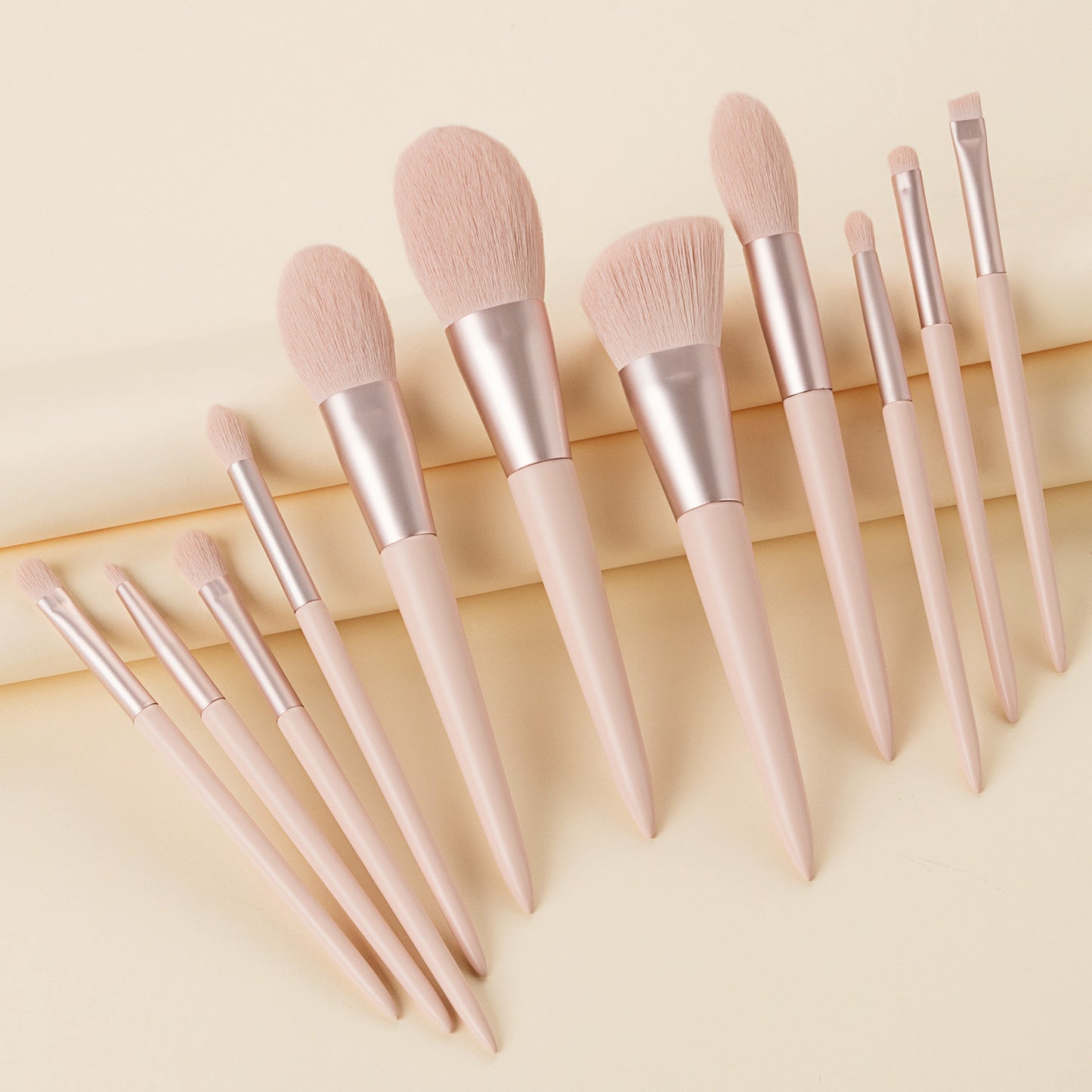 Krispfy.com Make-up Kit Beauty Brush Girl