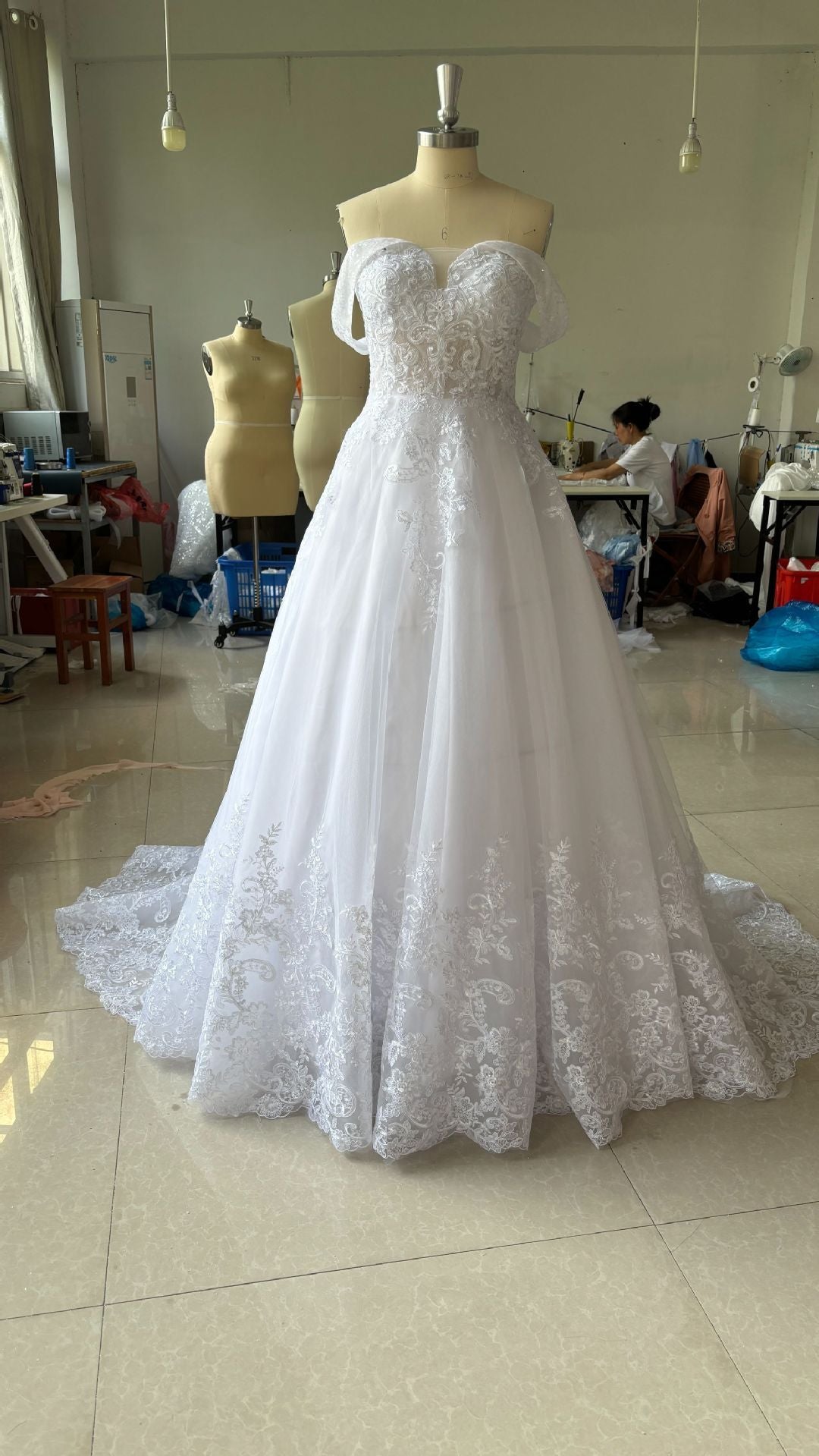 Krispfy.com Off-Shoulder Bridal Main Wedding Dress Elegant Court Style High-grade Luxury French Light Door Yarn