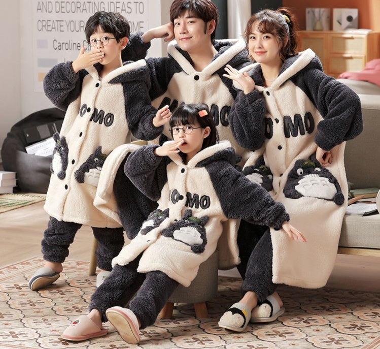 Autumn And Winter Parent-child Coral Velvet Pajamas Family Of Three Children Large Size Thickened Robe Nightgown